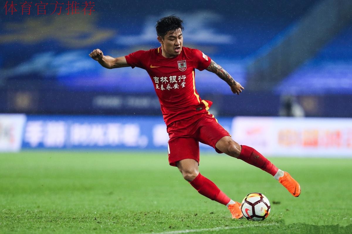 国足新人说｜何超：打国家队比赛收获自信 需继续努力提高自己